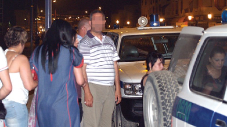 شبكات تجند فتيات لاصطياد البقّارة وأصحاب الشكارة بالسواحل