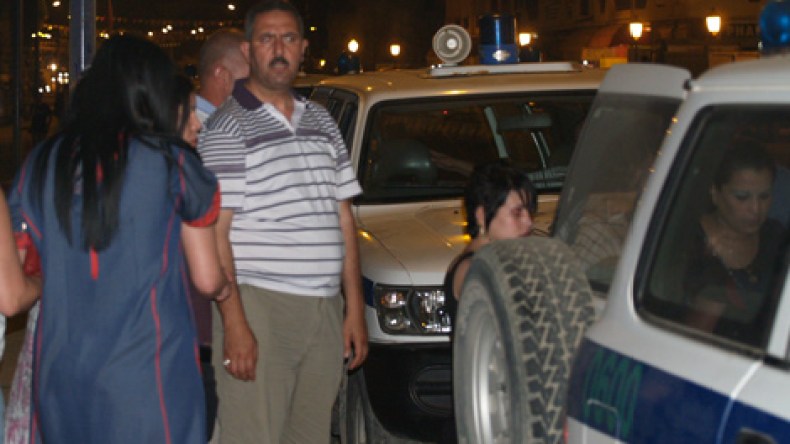 “شبكات الدعارة وراء تفشي السيدا في الجزائر”