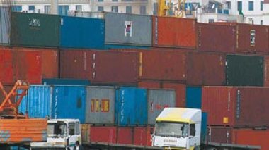 General Manager of Algerian Customs: “The number of agents to reach 20.000 by 2010”