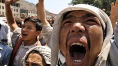 Des partis politiques exigent une marche à Alger