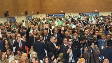 ليقف هذا الخطاب…