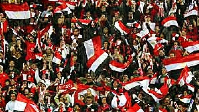 المصريون يكذبون مجددا ويدّعون الاعتداء على حافلة منتخبهم بالخرطوم