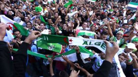 سيول بشرية  تستعد لاستقبال النجوم وتربص الخضر تحت حراسة مشددة