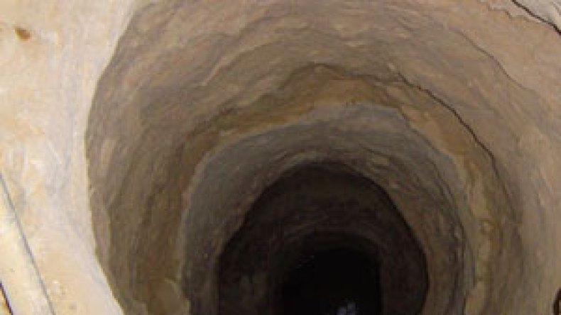 والدا‭ ‬الضحية‭ ‬يطالبان‭ ‬بالكشف‭ ‬عن‭ ‬الحقيقة‭ ‬بإعادة‭ ‬تمثيل‭ ‬الجريمة‭ ‬بوادي‭ ‬الرخام