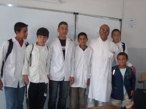 A pupil sets blaze on his body east of Algeria