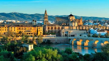 قرطبة.. في ظلال عرائش النّخيل