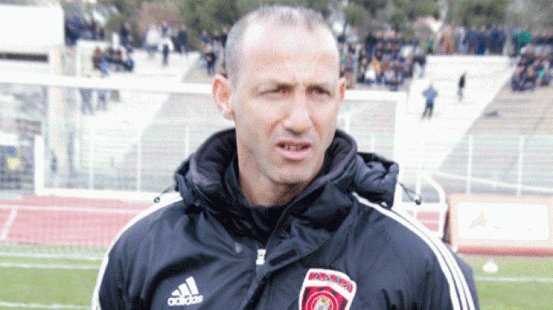 دزيري مدربا جديدا لأمل الأربعاء