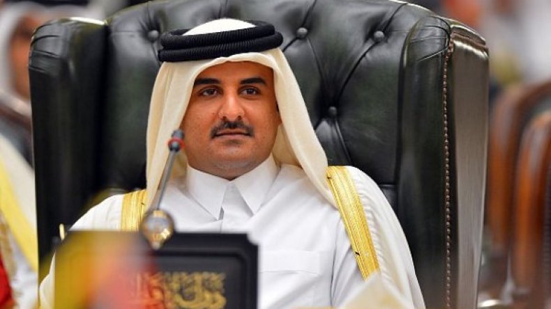 دعوة تكريمية من أمير قطر إلى منتخب الجزائر