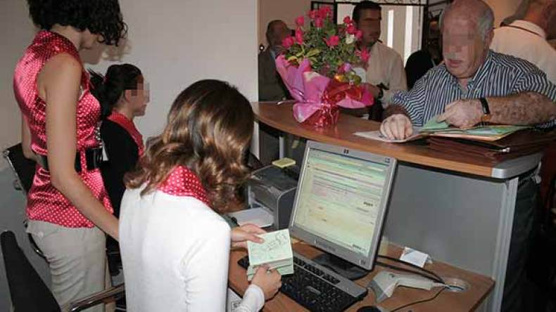 مدة معالجة ملفات “الفيزا” الفرنسية ترتفع إلى أزيد من شهر