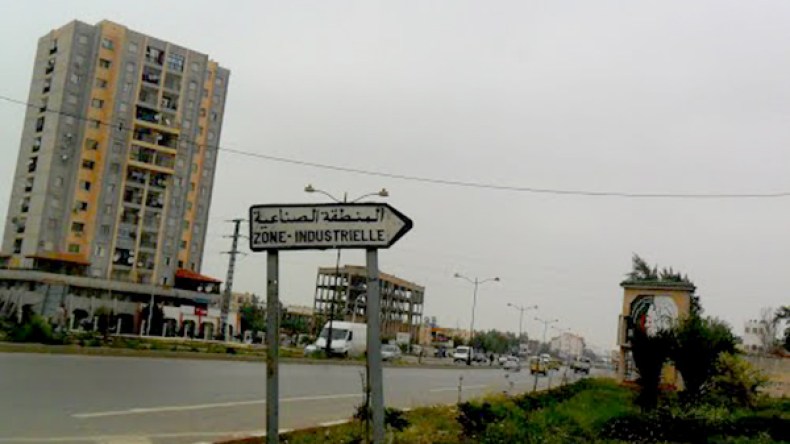 بطارية سيارات موصولة بأسلاك معدنية ترعب المواطنين بالبليدة