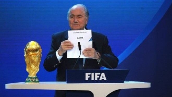 “فرانس فوتبال”: ماذا لو أعيد النظر في استفادة قطر من امتياز تنظيم مونديال 2022؟