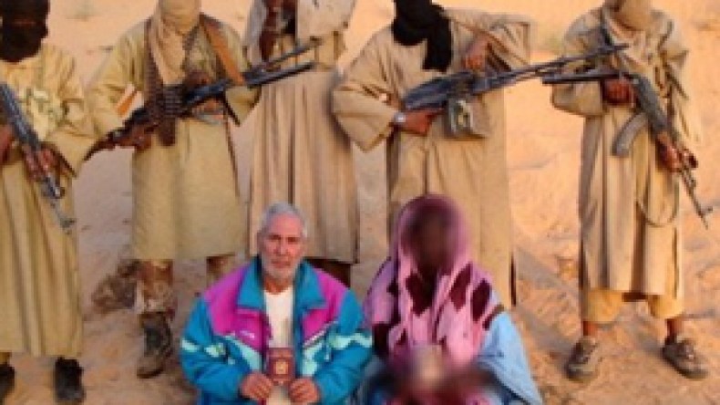 “الجماعة السلفية” تهدّد بتصفية الرهينة الإيطالي وتتمسّك بالفدية