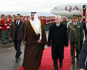 Qatar Prime Minister and Foreign Minister arrives in Algeria