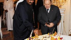 امير دولة قطر: اختيار قطر لاحتضان كاس العالم لكرة القدم “حدث يخص ايضا الجزائر و العالم العربي”