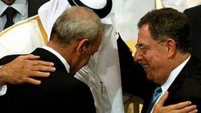 زعماء لبنان يبعدون شبح الحرب الأهلية باتفاق تحت رعاية عربية