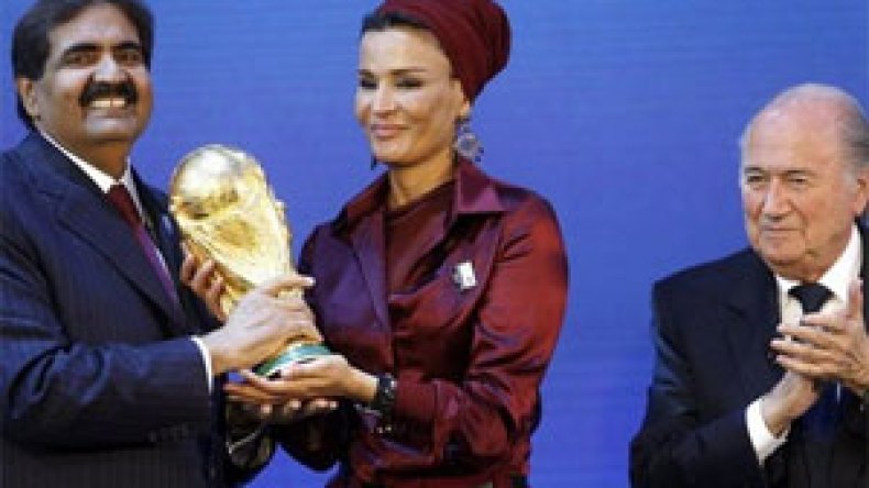 بلاتير: قرار إسناد قطر تنظيم مونديال 2022 لا رجعة فيه