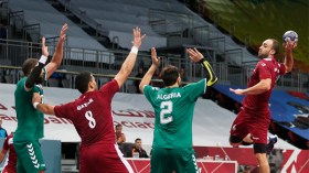 خسارة قاسية للجزائر أمام قطر