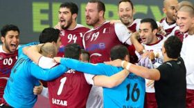 منتخب قطر لكرة اليد يحقق تأهلا تاريخيا إلى الأولمبياد