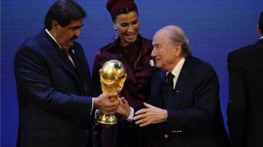Qatar to host the 2022 World Cup : A historical day for Arabs and Muslims