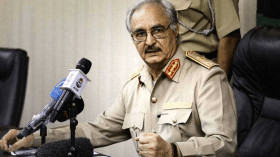 نجل اللواء خليفة حفتر يستولي على 650 مليون دولار