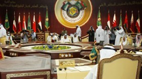 دول خليجية ستخفض تمثيلها في قمة الدوحة في حال شارك الرئيس الإيراني