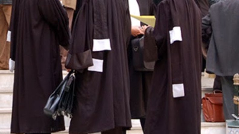 محامون يقاطعون المرافعات بالمحكمة الإدارية في بشار