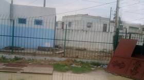 عائلات تعيش البؤس والجحيم داخل المركب الرياضي بالحراش