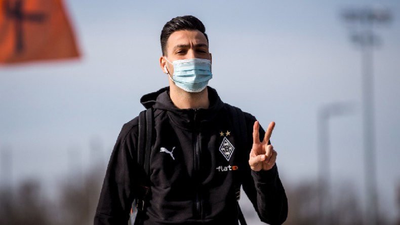 هل يُريد غوارديولا انتداب بن سبعيني؟