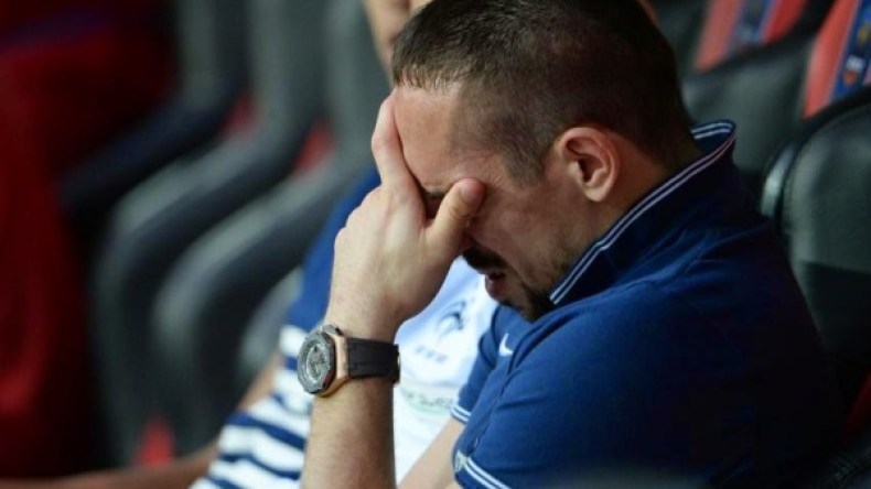 حادثة ريبيري تشبه “قصة” مغنّي!