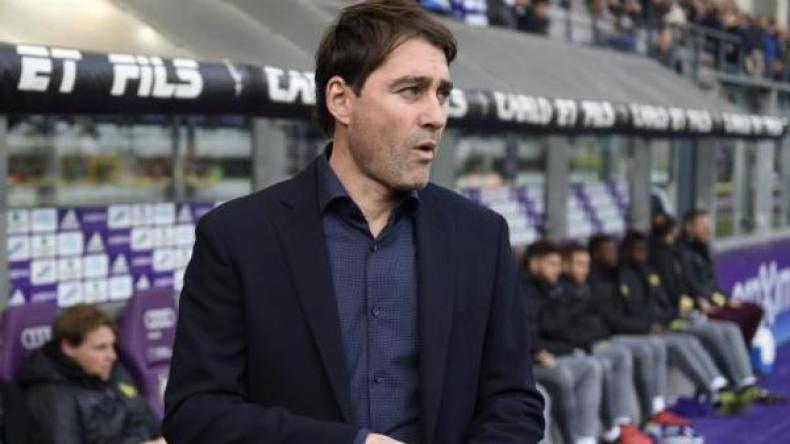 إقالة مدرب هني