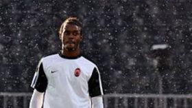 مهاجم إيفواري يعزز صفوف وفاق سطيف