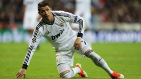 رونالدو مخاطبا بلاتر: سقط القناع..فالتقطه!