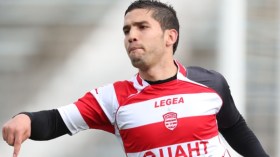 جابو يتلذّذ بطعم “البقلاوة” وبونجاح يعاني