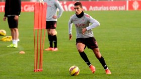 إستدعاء “آيت عثمان” لتمثيل ألوان آمال “محاربي الصحراء”