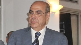 روراوة زار مركب زبانة والتقى بوالي وهران للحصول على ضمانات