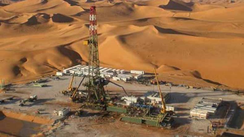 متقاعدون يزاحمون البطالين في التوظيف بالشركات البترولية بحاسي مسعود