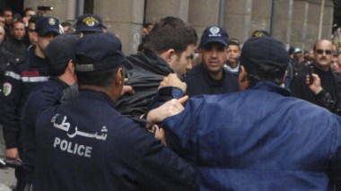 Algerian students continue protests: â€œWe will not stop until our demands are realizedâ€