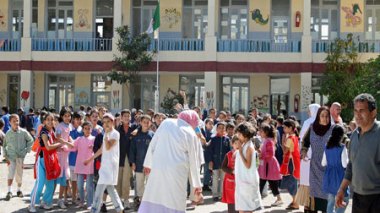 Régularisation de 70 000 enseignants…  et une année de formation comme condition