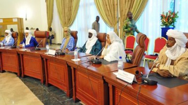 Crise malienne: Bamako et des groupes armés s'engagent à négocier