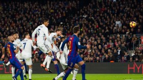 راموس يحرم برشلونة من الفوز في “قمّة الأرض”