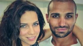 جبور مغرم بالمطربة اليونانية “ستيكودي”!