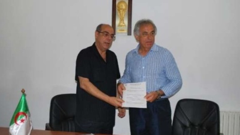 روراوة يقنع خليلوزيتش بالبقاء حتى نهاية مونديال 2014