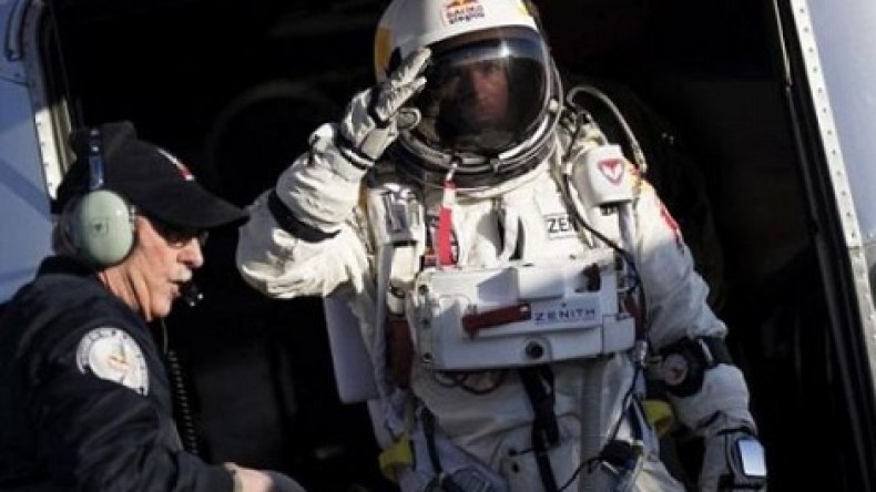 إنطلاق مغامرة القفز إلى الأرض