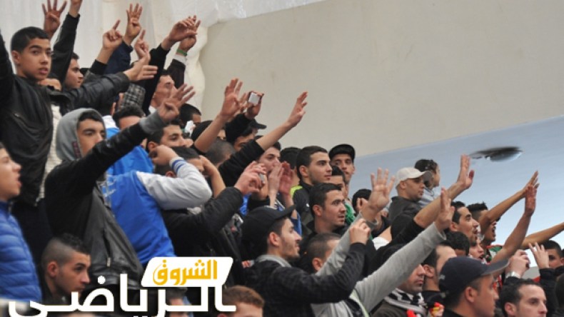 قاعة حرشة تنفجر لتحية شهداء رابعة العدوية