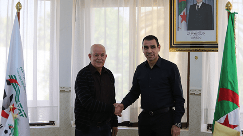 سعدان يدافع عن المحترفين