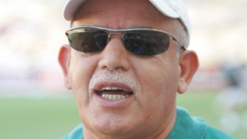 رابح سعدان للشروق: “كنا افضل من الإيفواريين.. والآن نريد النهائي”