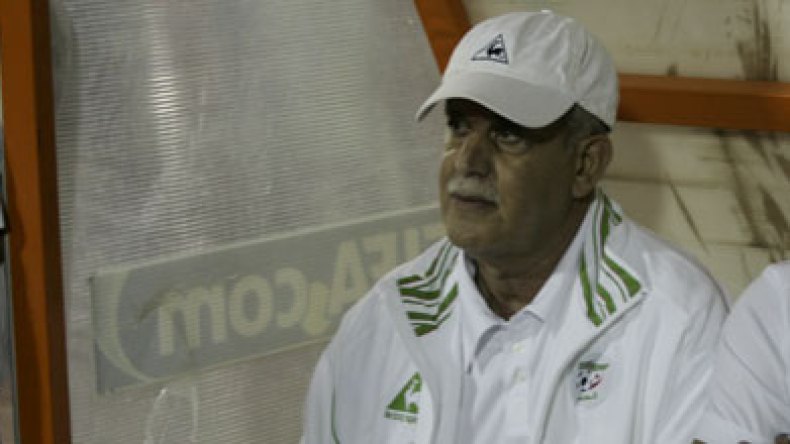 بعد أن ساهم في تأهل الخضر إلى مونديال 82 و86: سعدان.. لا إثنين بدون ثلاثة