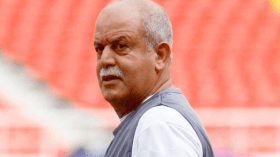 الكرة الجزائرية تعاني أزمة أخلاقية واقتصادية وتقنية ونقص في الهياكل