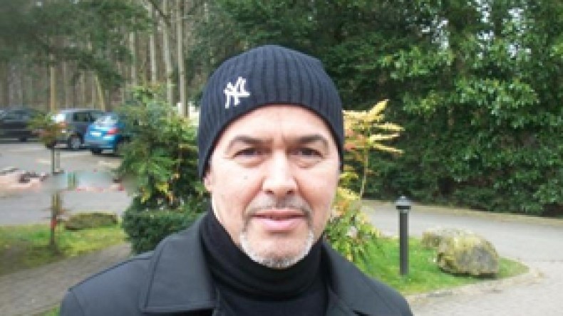 “كريم شجاع يحب وطنه وسيكون حاضرا أمام مصر”