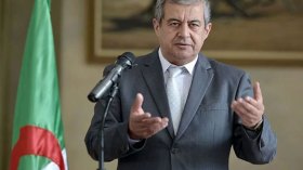 رابحي يحذر الإعلاميين من الأخبار المغلوطة على شبكات التواصل